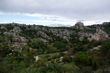 Fototapeta na wymiar vue depuis le village des Baux-de-Provence
