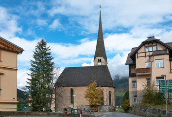 Fototapeta na wymiar Catholic church in Bad Gastein in Austria