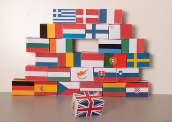 Grossbritannien fällt aus der Mauer der EU