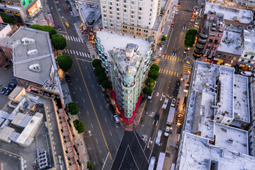 Fototapeta premium San Francisco Landmark in the Evening