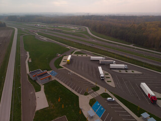 Droga ekspresowa oraz MOP na Mazowszu/Expressway and parking in Mazovia, Poland © Pictofotius