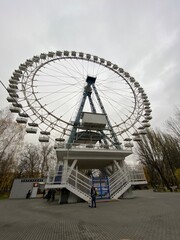 ferris wheel in the park
