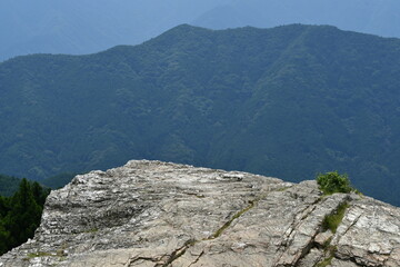 和歌山生石高原の絶壁