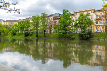 Obraz premium Partyzants Hill (Wzgórze Partyzantów) with beautiful parklands and view of the Oder river.