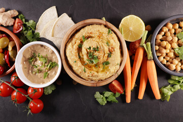 hummus, vegetable and pita bread