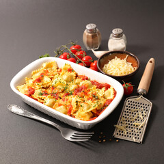 raviolis with cheese and tomato sauce