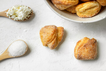 Naklejka premium cookies on a plate