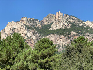 Fototapeta na wymiar Peaks of Bavella, Mountains of Zonza, Corsica France