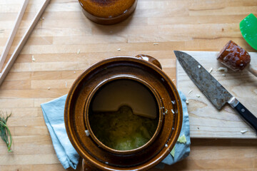 making home fermented white cabbage