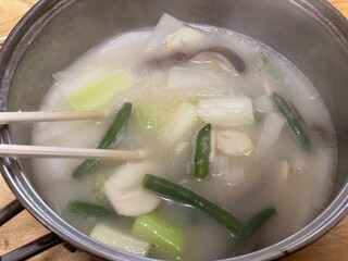 ニンニクたっぷり白湯スープ。パイタンスープ