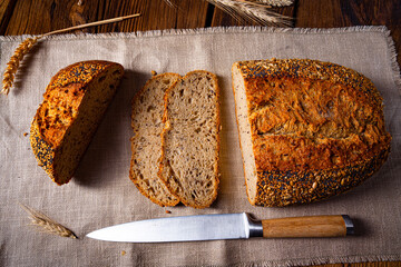Flaxseed bread with a poppy seed and sesame mixture