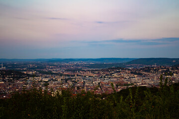 Stuttgart city vom Birkenkopf Ausblick bei Nacht Sonnenuntergang