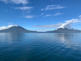 mountain fuji and lake