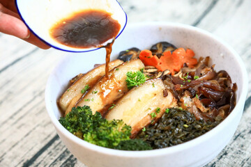 streaky pork with rice