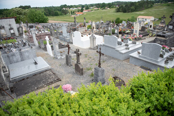 FRA - CORONAVIRUS - CONTAMINATIONS AFTER OBSECES