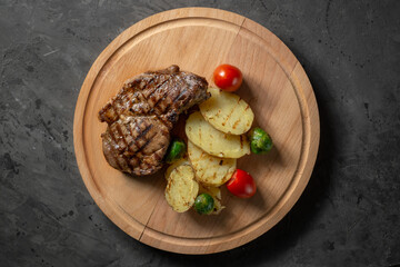 grilled steak with vegetables
