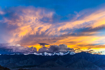 Fototapeta na wymiar Sunset in Leh City, Ladakh