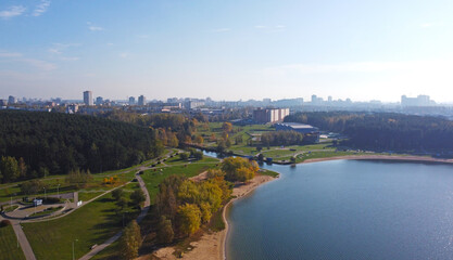 Fototapeta na wymiar Top view of the city lake near the summer park