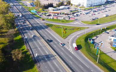 Top view of the highway highway in the city with cars