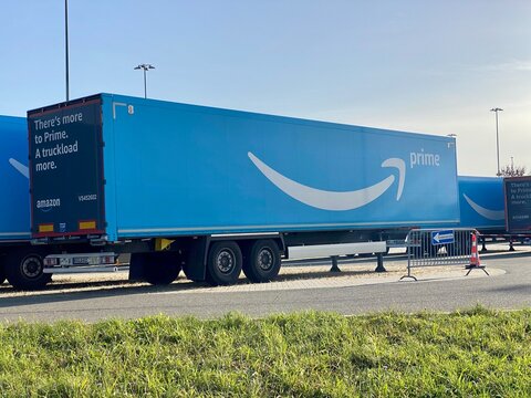 Amazon Truck Images – Browse 613 Stock Photos, Vectors, and Video | Adobe  Stock