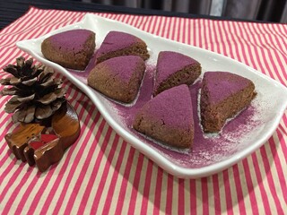 Purple potato health scone