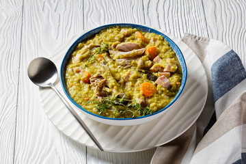 green pea soup with pork ribs and ham