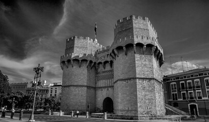 torres puerta entrada Valencia España