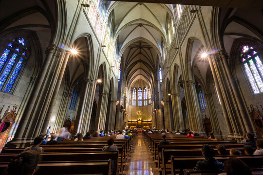 misa catolica, catedral del Buen Pastor de San Sebastián , siglo XIX, San Sebastian,Guipuzcoa, Euzkadi, Spain