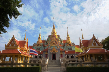 Fototapeta premium Temple with relic of the Buddha