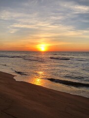 Fototapeta na wymiar beautiful sunrise over the ocean on Long Island New York