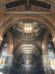 Obraz premium interior of the cathedral of saint peter