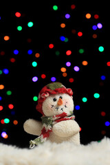 Muñeco de nieve con luces de navidad de colores 