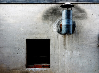 煙突の付いた壁