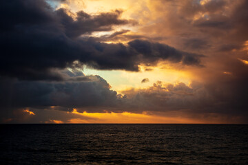 Obraz premium Sunset at the Terry pine beach