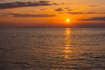 夕暮れの富山湾