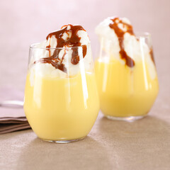 floating island- custard creme and caramel