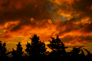 close-up sunset background on a cloudy day.