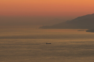 夕闇の瀬戸内海