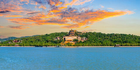 Fototapeta premium Imperial Summer Palace in Beijing at sunset,China.
