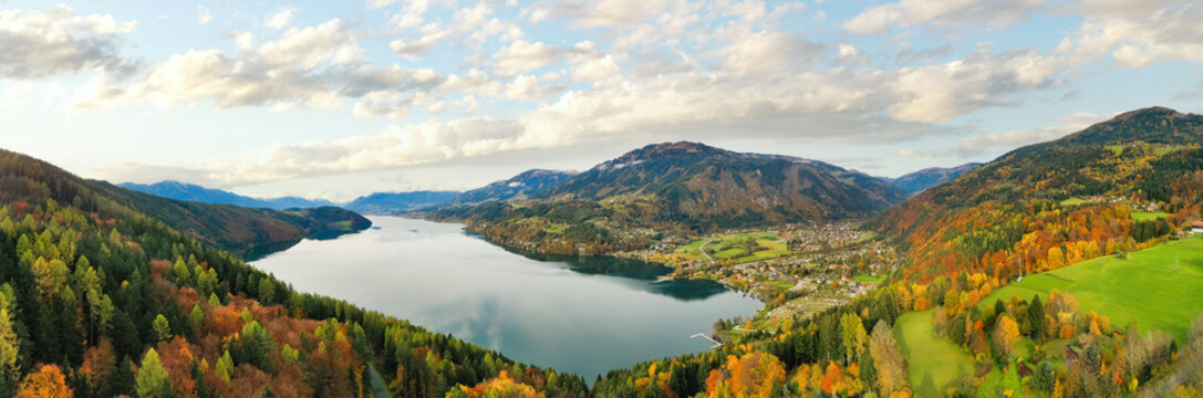Lake Millstätter See and Döbriach in Carinthia during autumn. © mdworschak