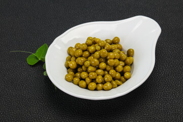 Canned Green peas in the bowl