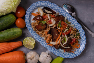 Instant Noodles Salad with Chinese Sausage and Vegetables