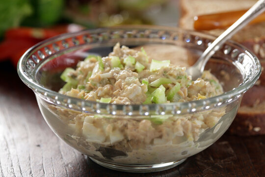 Close up of tuna salad in bowl