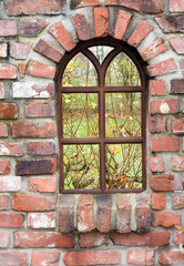 Rundbogen Fenster Backstein