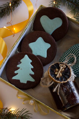 chocolate coolies with mint filling