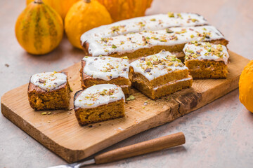 A  pumpkin pie  on concrete  background