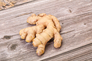 Natural organic raw ginger root