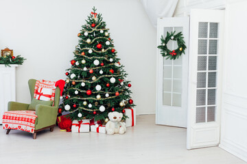 New Year's Eve Christmas Tree With Gifts Decor