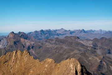 Views of Sierra Tendeñera, Sierra Partacua, Collarada peak from the top of Taillon