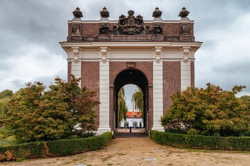 Fototapeta na wymiar The gate to the city Middelburg in the Netherlands.